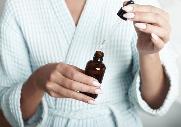 Perbedaan AHA (Alpha Hydroxy Acid) dan BHA (Beta Hydroxy Acid)/freepik.com Perbedaan AHA (Alpha Hydroxy Acid) dan BHA (Beta Hydroxy Acid)/freepik.com