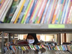 Kemendikbudristek Cetak Ratusan Buku Judul untuk Tingkatkan Literasi Anak