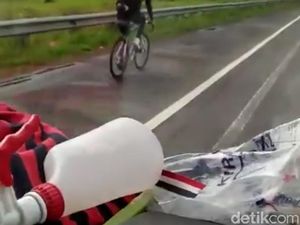 Pesepeda Melaju di Tol Padaleunyi Diduga Masuk Lewat GT Kopo Pesepeda Melaju di Tol Padaleunyi Diduga Masuk Lewat GT Kopo