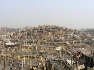 Yang Tersisa dari Kamp Rohingya Pasca Dilalap Api