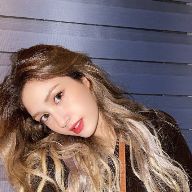 somi cantik