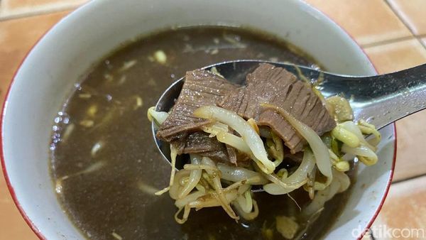 Slurpp! Nikmatnya Soto Daging Kerbau yang Gurih Segar