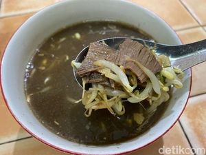 Slurpp! Nikmatnya Soto Daging Kerbau yang Gurih Segar Slurpp! Nikmatnya Soto Daging Kerbau yang Gurih Segar