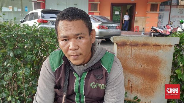 Suara Arus Bawah wacana larangan ondel-ondel Haryadi, ojek online di kawasan Fatmawati, Jaksel (40)