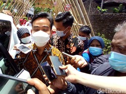 Gibran Minta RS Lapangan Corona Solo Tetap Buka hingga Lebaran