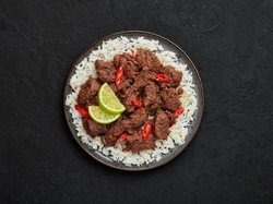 Catat! 5 Tips Bikin Rendang Daging untuk Pemula dari Chef Minang