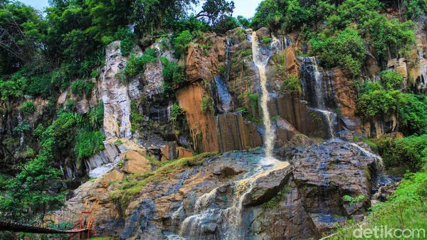 Ampun Bandung! Bekas Tambang Aja Jadi Lokasi Wisata Lho