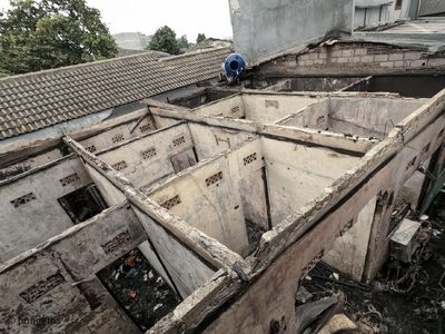 Puslabfor Polri Bawa Sampel Sisa Kebakaran Maut Matraman