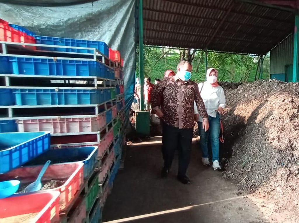 Pemkab Pangandaran Belajar Kelola Sampah ke Kota Surabaya Pemkab Pangandaran Belajar Kelola Sampah ke Kota Surabaya
