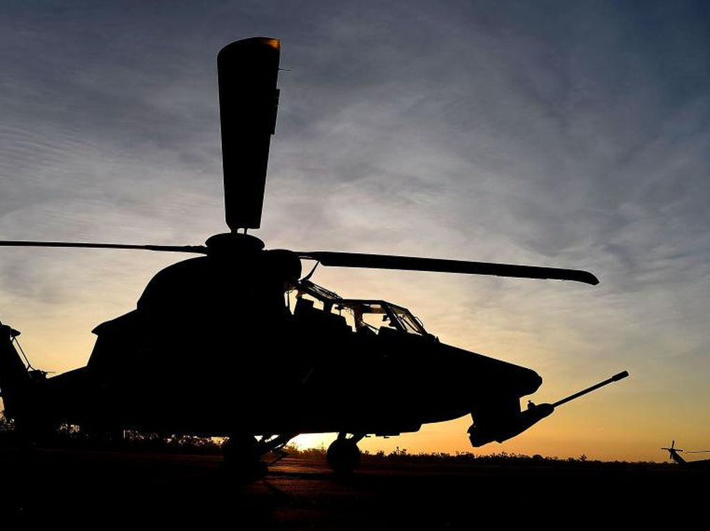 Dua Helikopter Militer AS Jatuh di Pegunungan Bersalju