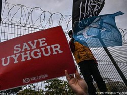 Facebook: Peretas China Intai Muslim Uighur di Luar Negeri