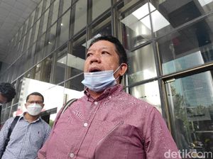 Effendi Gazali Penuhi Panggilan KPK Terkait Suap Bansos Corona Effendi Gazali Penuhi Panggilan KPK Terkait Suap Bansos Corona