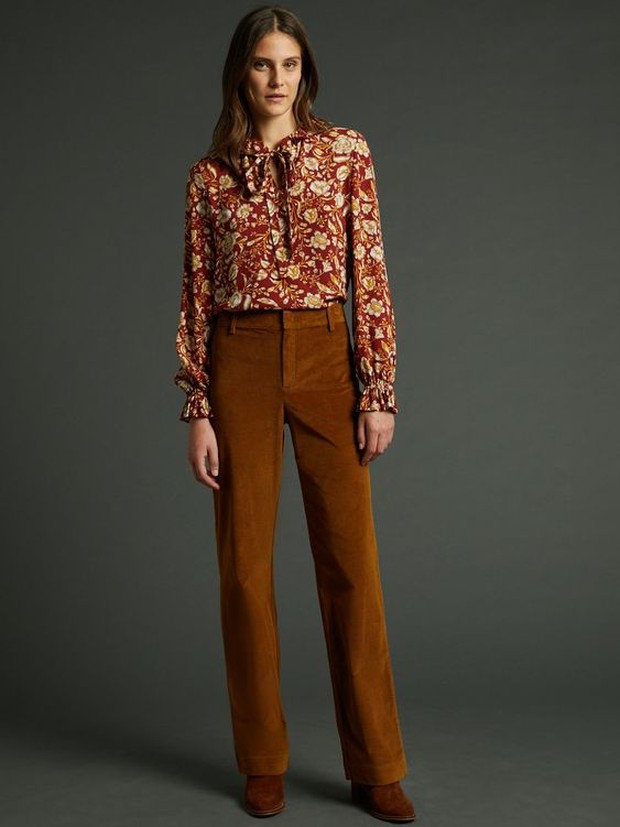 Foto: Cokelat/id.pinterest.com Warna Celana Jeans Selain Warna Hitam