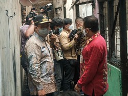 Korban Selamat Kebakaran Maut Matraman Dipindahkan ke Lokasi Sementara