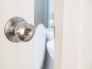Viral Kamar Mirip Penjara Laku di Jepang, Harganya Terjangkau Viral Kamar Mirip Penjara Laku di Jepang, Harganya Terjangkau