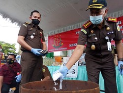 Kejari Tulungagung Musnahkan Ratusan Gram Narkoba Antisipasi Penyalahgunaan