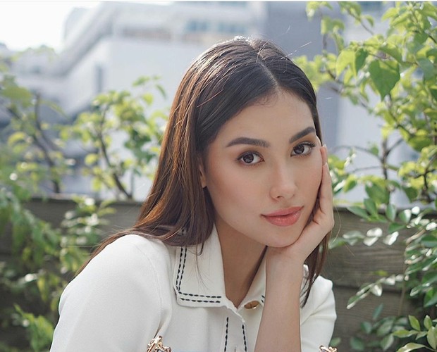 Kini sudah kembali cantik, sebelumnya wajah Frederika bengkak-bengkak/Foto: Instagram.com/frederikacull malpraktek klinik kecantikan