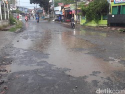Usai Kembali Diperbaiki, Begini Kondisi Jl Cikaret Bogor yang Kerap Rusak