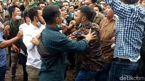 Momen Adu Jotos Pemilihan Ketum HMI di Surabaya