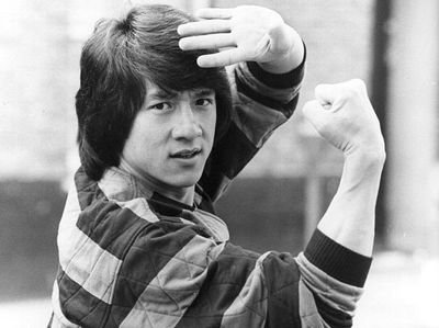 Potret Terkini Jackie Chan, Waktu Muda Ngaku Bercinta Tiap Malam dengan PSK