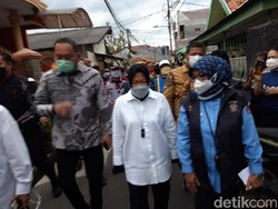 Mensos Risma Tinjau Lokasi Kebakaran Maut di Matraman Jaktim