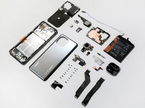 Xiaomi Bongkar Jeroan Mi 11, Seperti Apa Isinya? Xiaomi Bongkar Jeroan Mi 11, Seperti Apa Isinya?