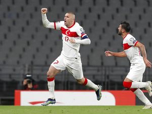 Burak Yilmaz Memang Mimpi Buruknya Belanda