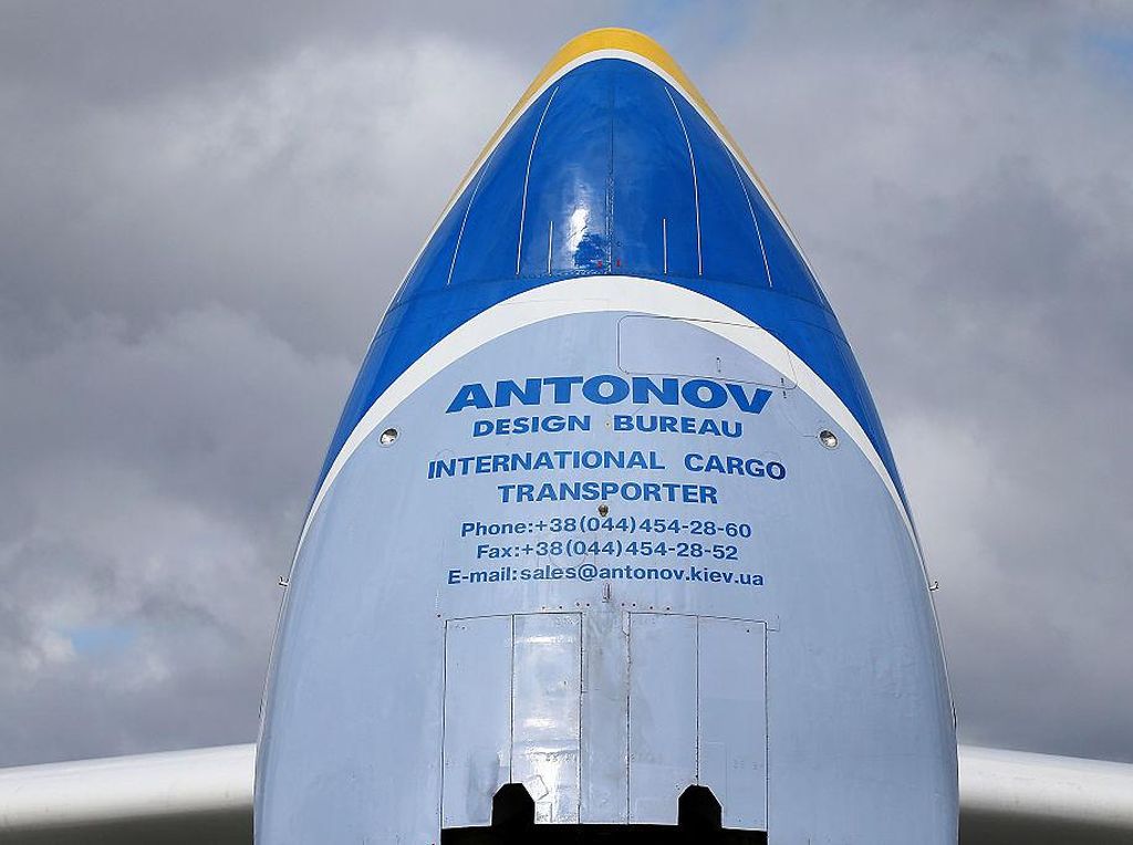 Yuk Lihat Lagi Pesawat Kargo Terbesar Dunia Antonov Yuk Lihat Lagi Pesawat Kargo Terbesar Dunia Antonov