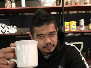 Bambang Pamungkas Lega Gugatan Pengesahan Asal Usul Anak Ditolak Bambang Pamungkas Lega Gugatan Pengesahan Asal Usul Anak Ditolak