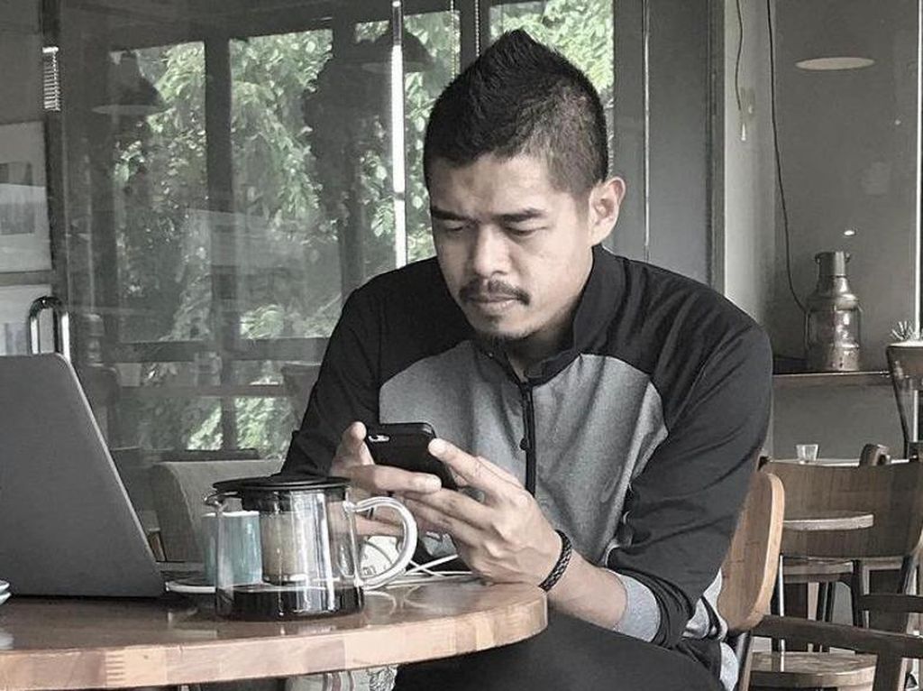 Dear Bambang Pamungkas, Masih Mau Menyangkal? Hasil DNA Sudah Ada Nih Dear Bambang Pamungkas, Masih Mau Menyangkal? Hasil DNA Sudah Ada Nih
