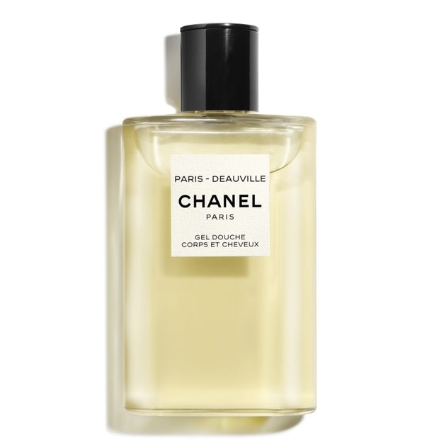Chanel Les Eax Paris – Deauville/chanel.com Chanel menggunakan aroma hijau kemangi dari kayu dengan mandari Sisilia untuk keharuman yang gemerlap dan mewah.
