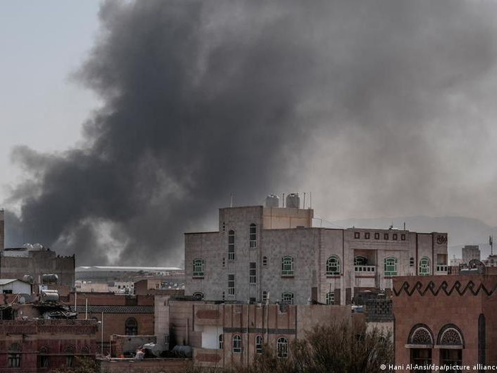 Koalisi Arab Saudi Hancurkan Kapal Peledak-Drone Houthi