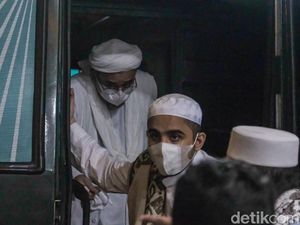Pengacara: Kadishub DKI-Eks Walkot Jakpus Bakal Bersaksi di Sidang HRS