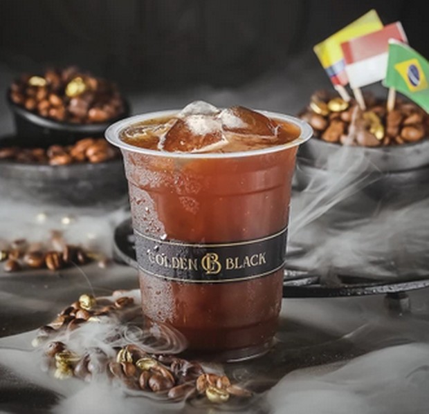 kopi golden black coffee diracik oleh brewer kelas dunia/sumber foto: golden black coffee tokopedia kopi golden black coffee diracik oleh brewer kelas dunia