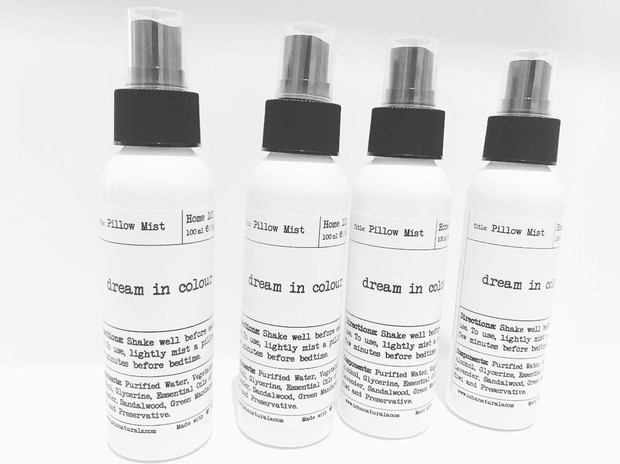 Sleeping Spray Beraroma Lavender yang Bikin Tidur Nyenyak dan Bebas Nyamuk