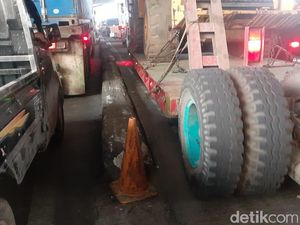 Hutama Karya Nyatakan Pembatas di Jl Raya Cilincing Bukan Miliknya Hutama Karya Nyatakan Pembatas di Jl Raya Cilincing Bukan Miliknya