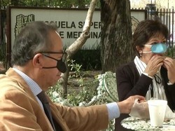 Peneliti Meksiko Ciptakan Masker Hidung Khusus Untuk Makan di Restoran