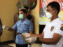 Dalih Potong Mangga Saat Sopir Pengacara HRS Kepergok Bawa Golok 