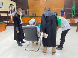 Habib Rizieq Protes ke Hakim Putrinya Sulit Masuk Ruang Sidang