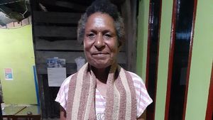 Foto: Siapa Bilang Papua Tak Punya Kain Tenun Asli?