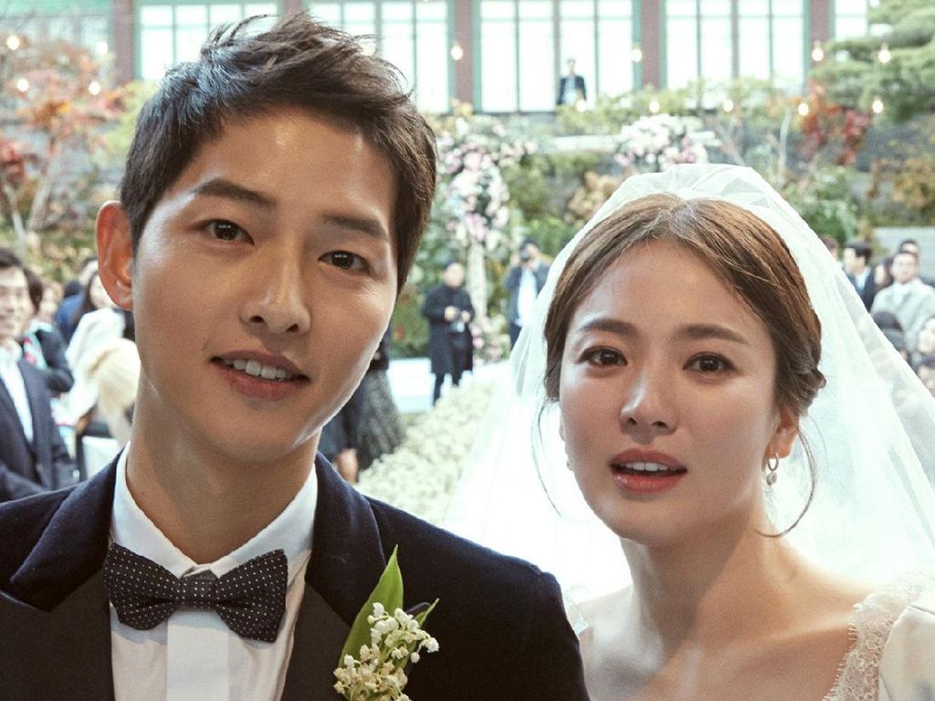 Song Joong Ki dan Song Hye Kyo Cerai, Seperti Apa Kehidupan Cintanya Kini? Song Joong Ki dan Song Hye Kyo Cerai, Seperti Apa Kehidupan Cintanya Kini?