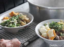 Kuliner Bogor Buat Pencinta Pedas, Bakso Rawit Boa Edan yang Nampol!