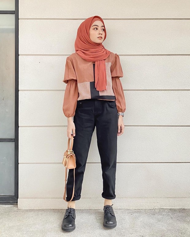 Blouse unik/instagram.com/meiraniap/ Blouse unik