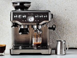 Dear Pecinta Kopi, Ini 5 Coffee Maker Terbaik untuk Bisnis & Rumahan Dear Pecinta Kopi, Ini 5 Coffee Maker Terbaik untuk Bisnis & Rumahan