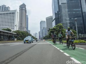 PDIP Kritik Anies Minta Pemotor Hormati Pesepeda karena Lebih Berisiko