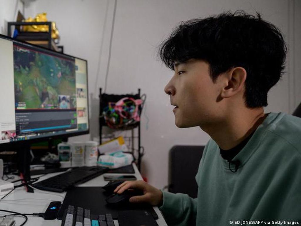 Daftar Game Online yang Bisa Hasilkan Uang, Cek di Sini! Daftar Game Online yang Bisa Hasilkan Uang, Cek di Sini!