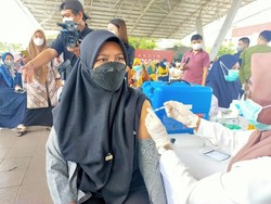 Walkot Makassar Targetkan 2.000 Guru Jalani Vaksinasi COVID-19 Hari Ini