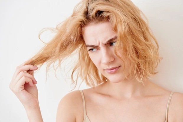 Jangan gunakan keratin/freepik.com Jangan gunakan keratin untuk menghindari warna kuning/freepik.com