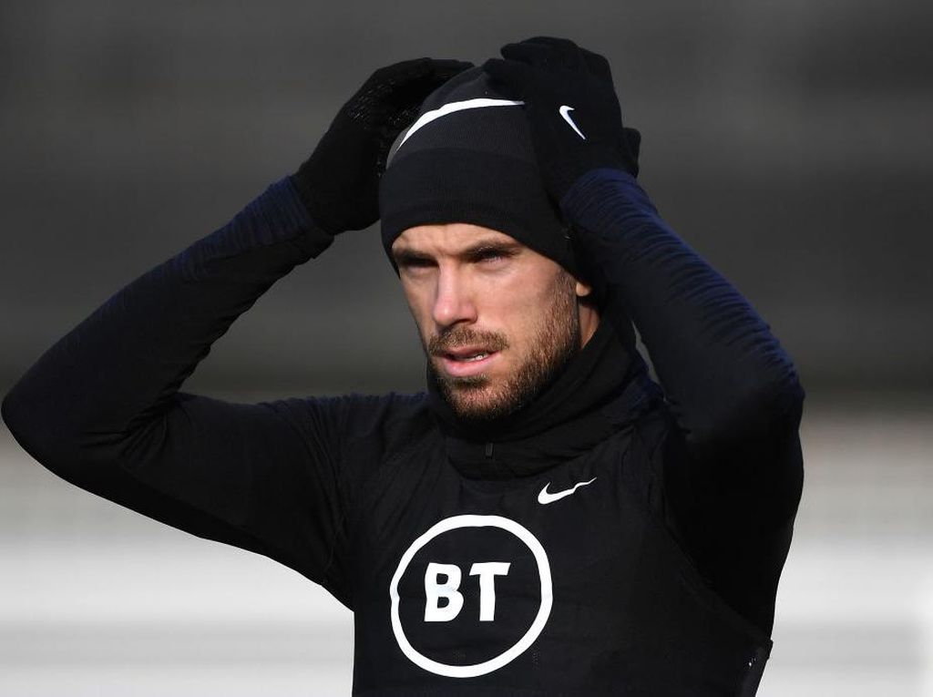 Jordan Henderson Belum Pulih, Terancam Absen di Piala Eropa 2020 Jordan Henderson Belum Pulih, Terancam Absen di Piala Eropa 2020