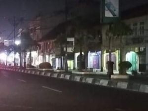 Warga di Labuhanbatu Keluhkan Pemadaman Listrik Bergilir-Lampu Jalan Mati Warga di Labuhanbatu Keluhkan Pemadaman Listrik Bergilir-Lampu Jalan Mati